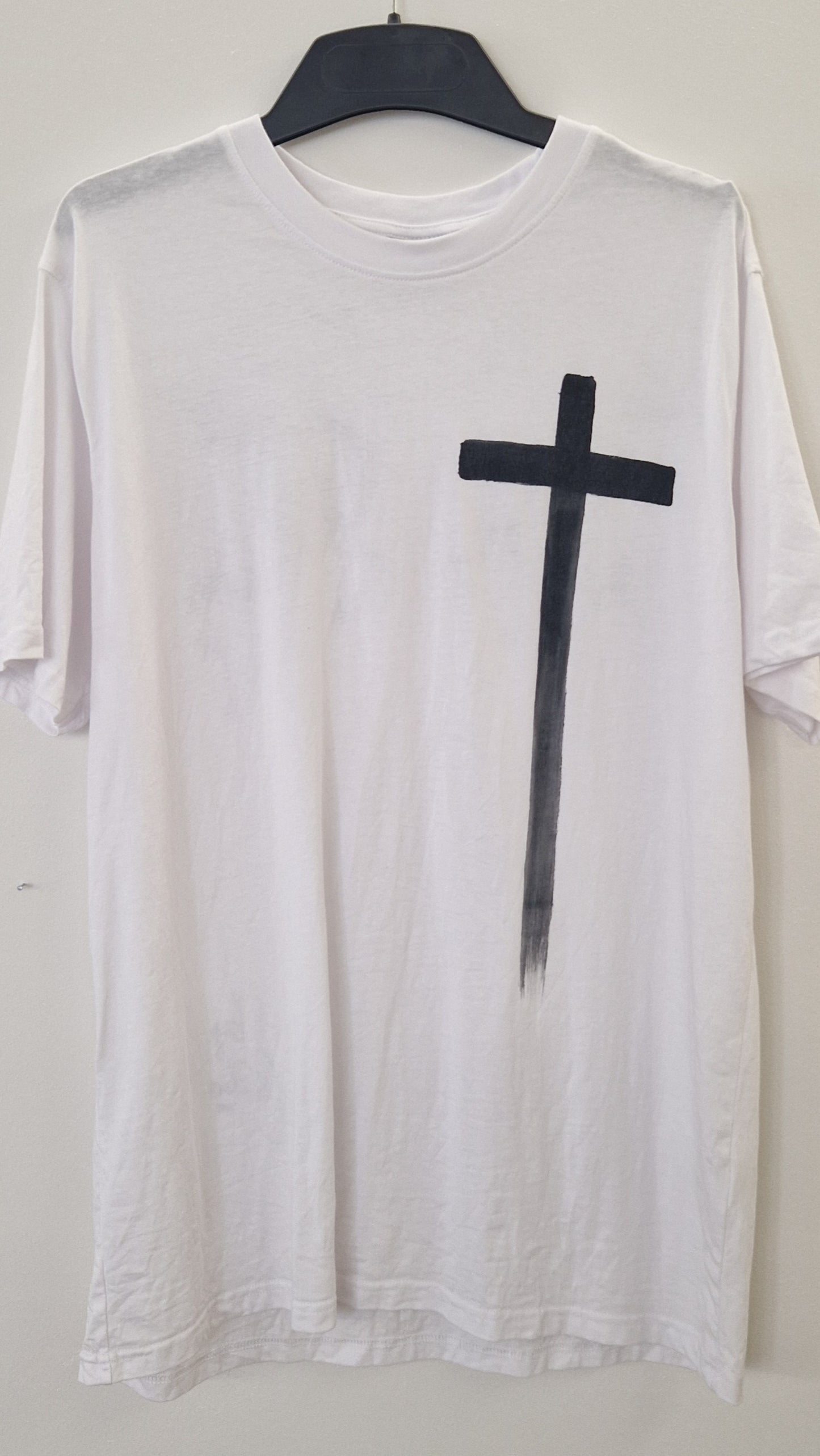 T-Shirt Black Cross and Wings